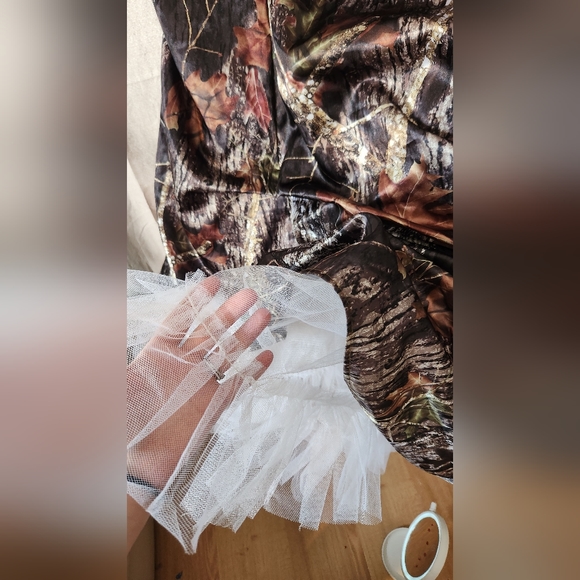 Camo vdWedding/grad dress - Picture 3 of 5
